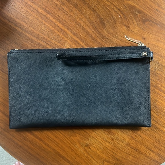 Michael Kors Wristlet - Picture 2 of 5